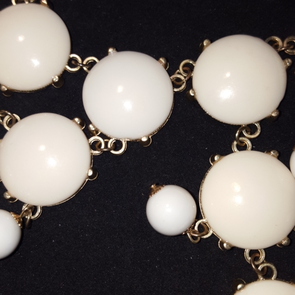 Necklace - Picture 2 of 5